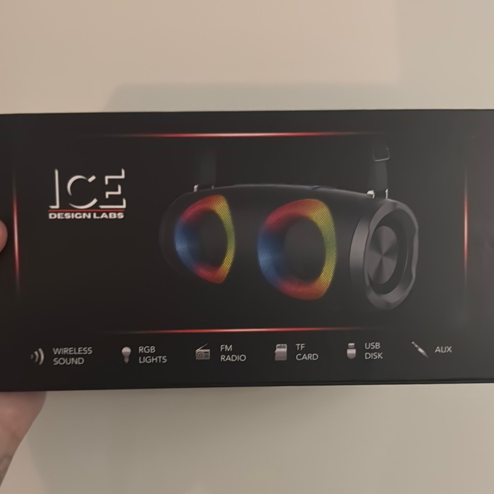 Black and Red Standalone VR Headset with Adjustable Straps